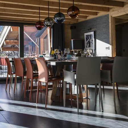 Frozen Horizons Exclusive Chalet Foot Grindelwald Apartment *